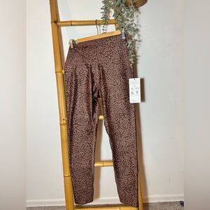 Scorpio Sol Leggings - Size S NWT